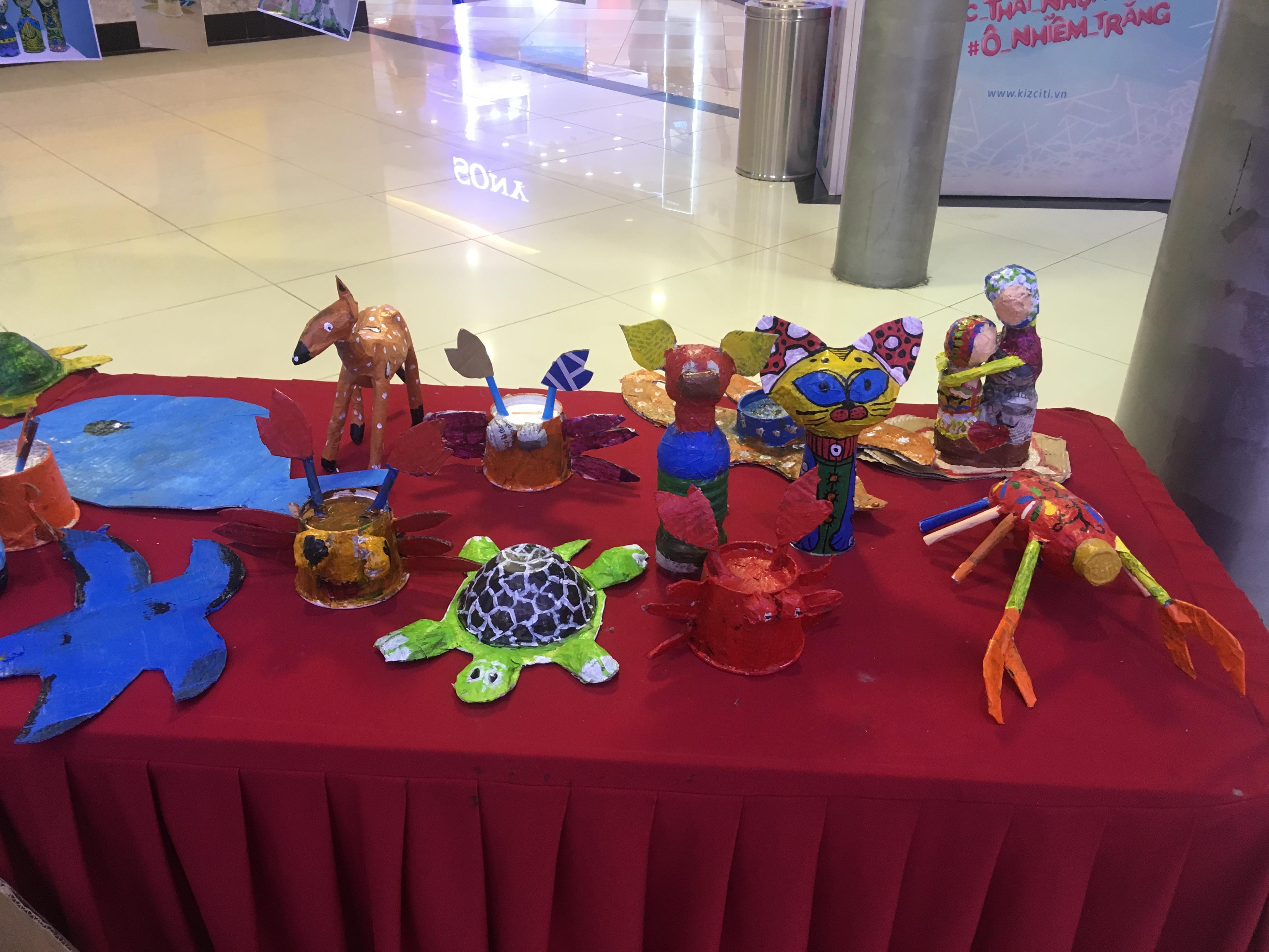 Cách làm hay khi sử dụng nhựa tái chế